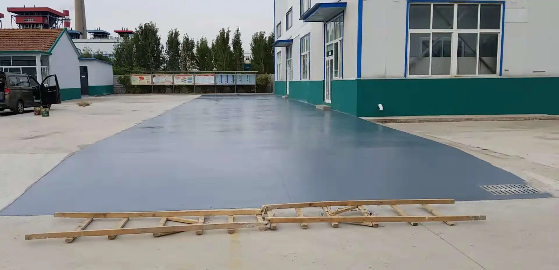 巫溪车间厂房地坪漆修补翻新